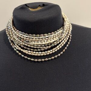 Women’s Pearl Choker Necklace